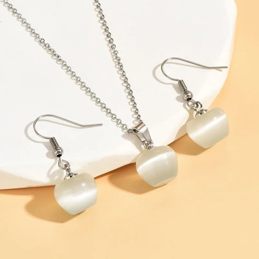 Apple Necklace Set