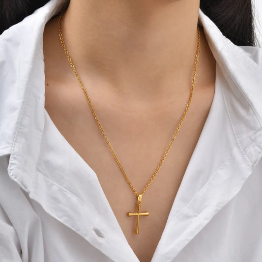 Simple Cross Pendant Necklace