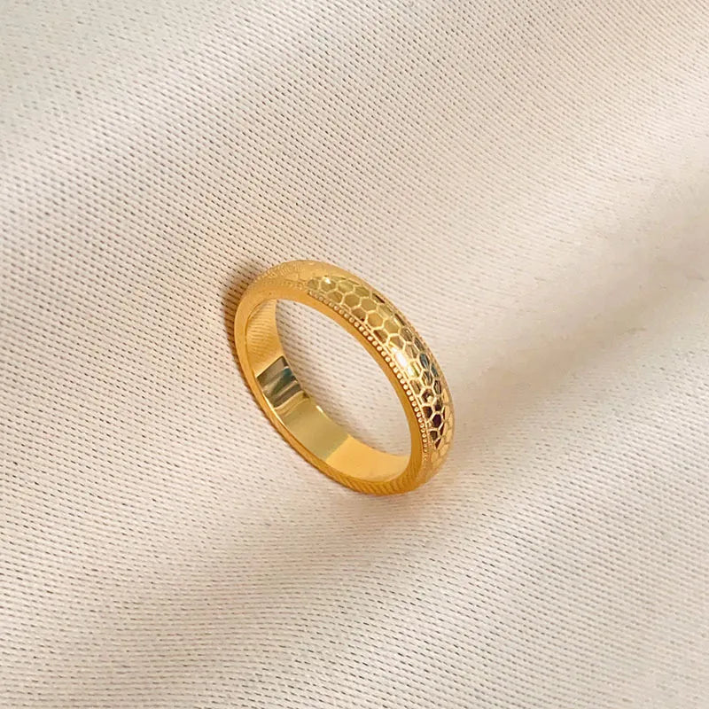 Beehaive Ring
