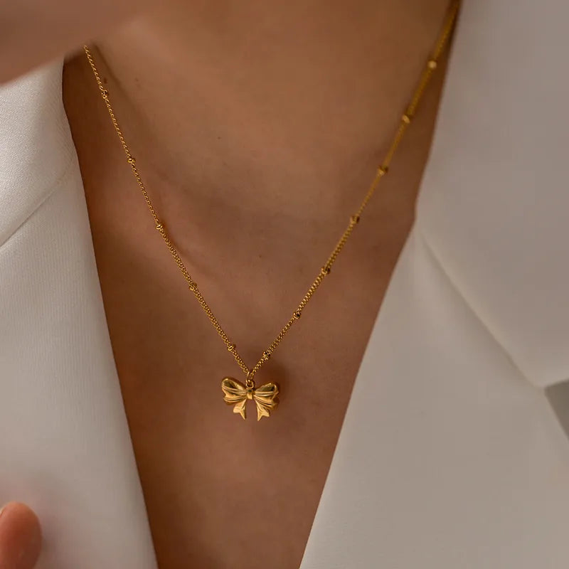 Bow Necklace