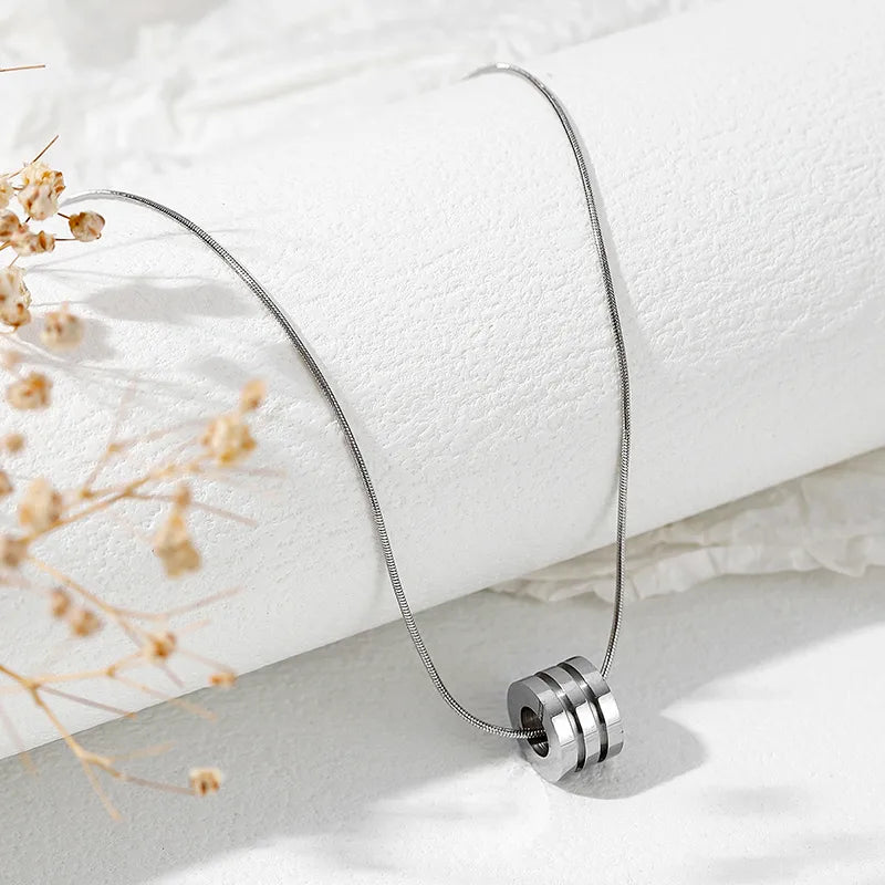 Round Pendant Necklace
