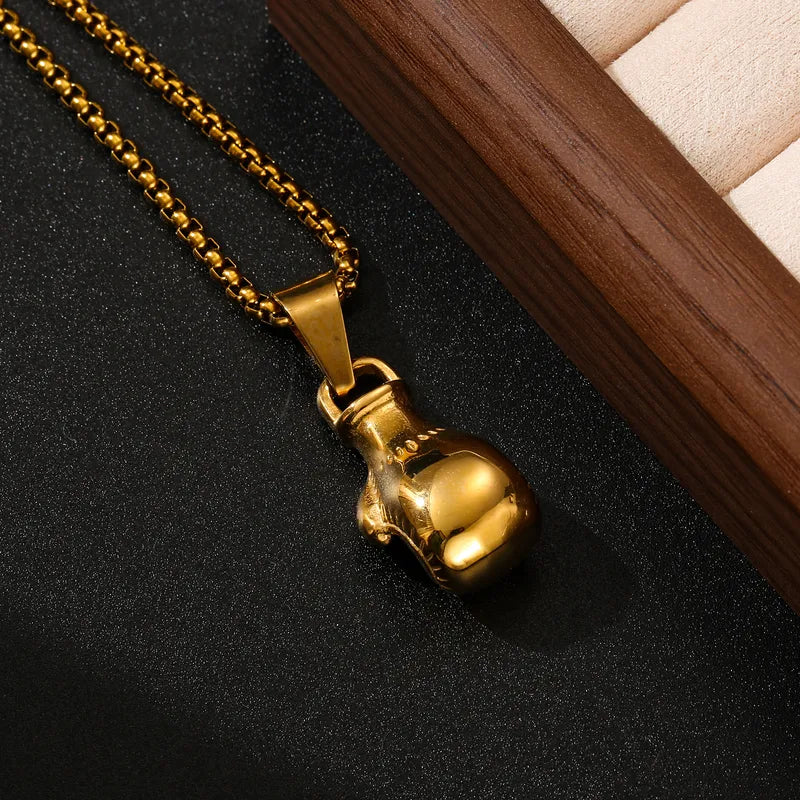 Boxing necklace