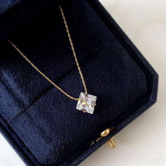 Rombus Necklace