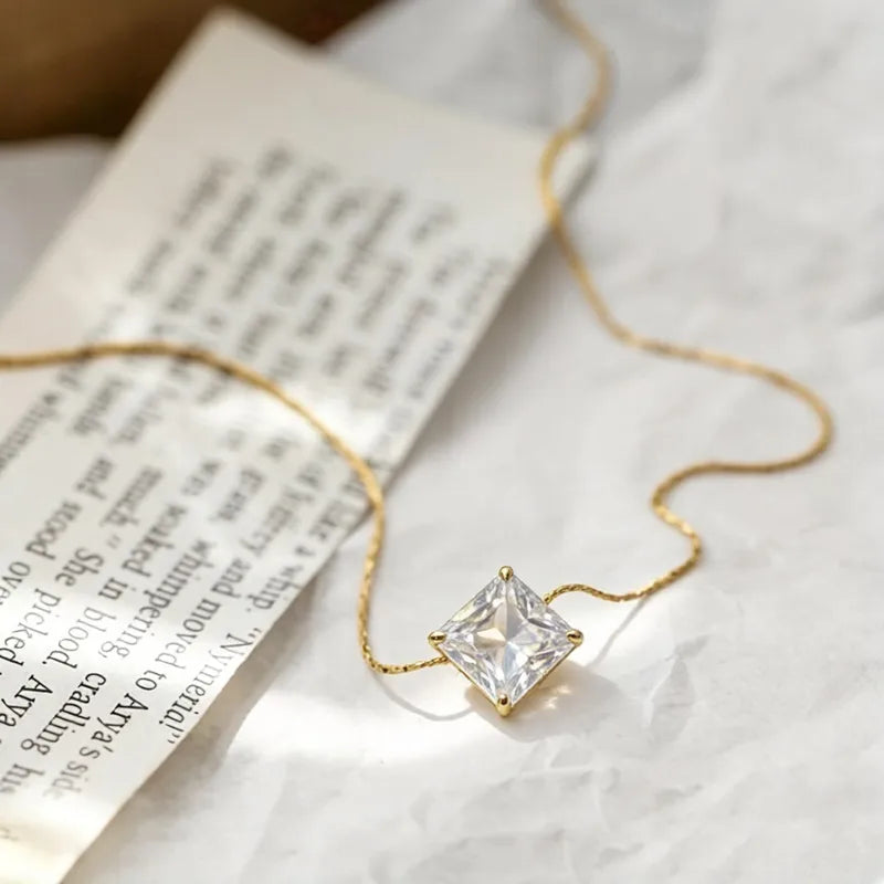 Rombus Necklace
