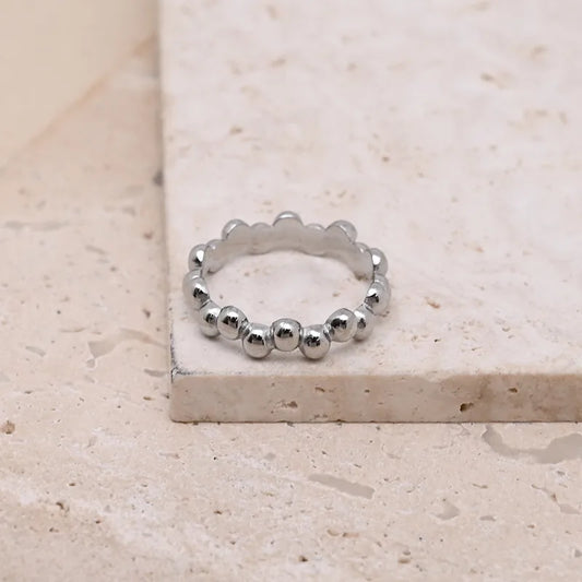 Dots ring